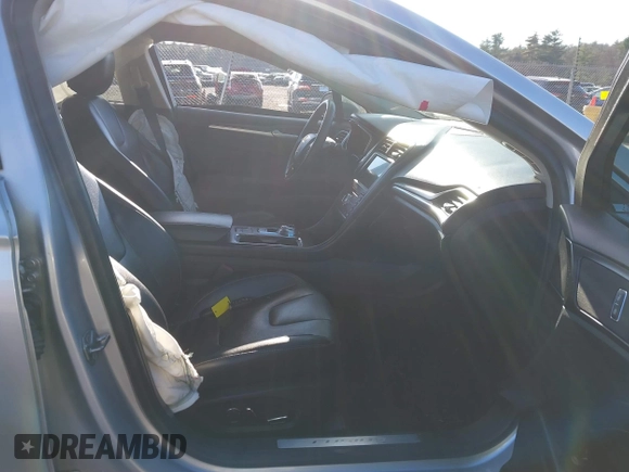 2019 Ford Fusion Titanium with VIN 3FA6P0K97KR269817, listed as a IAAI auction lot 40880869 with 93,025 mi miles. Bid and sale history available at carsss.com. Image 5.