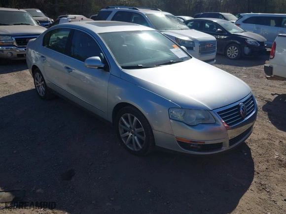 2006 Volkswagen CC VR6 Sport with VIN WVWEU73C76P130608, listed as a IAAI auction lot 41683294 with 109,717 mi miles. Bid and sale history available at carsss.com. Image 1.
