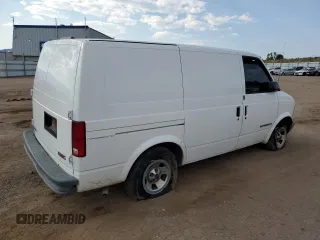 2001 GMC Safari Cargo with VIN 1GTDL19WX1B511307, listed as a Copart auction lot 73631264 with Not Provided miles and Salvage Title. Bid and sale history available at carsss.com. Image 3.