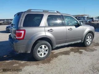 2009 Ford Escape Limited with VIN 1FMCU94G19KC45724, listed as a IAAI auction lot 41860671 with 188,520 mi miles. Bid and sale history available at carsss.com. Image 4.