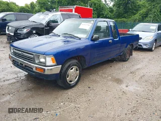 1992 Toyota Pickup DLX z VIN JT4RN93P5N5062042, wystawiony jako IAAI lot #42522750 z przebiegiem 279 395 mil mil oraz . Historia ofert i sprzedaży dostępna na DreamBid. Obrazek 2.
