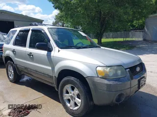 2006 Ford Escape XLT с VIN 1FMYU93106KA12173, выставлен на аукционе IAAI как лот 42176724 с пробегом 219 471 миль миль и . История ставок и продаж доступна на DreamBid. Изображение 1.