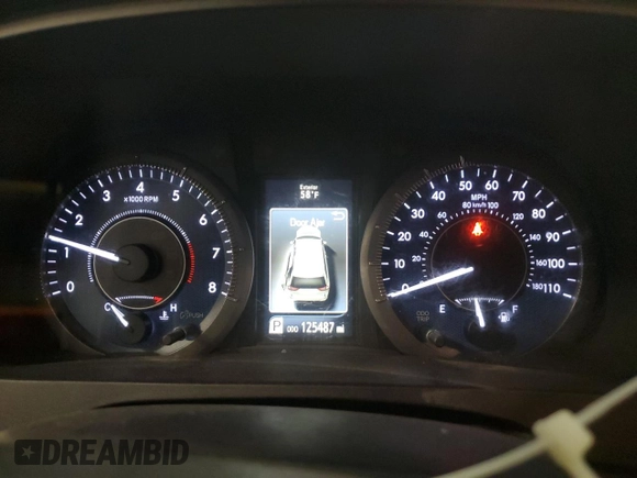 2016 Toyota Sienna XLE with VIN 5TDYK3DC1GS712589, listed as a Copart auction lot 53481245 with 125,487 mi miles and Salvage Title. Bid and sale history available at carsss.com. Image 9.