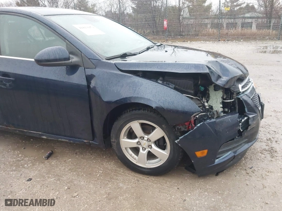 2011 Chevrolet Cruze LT w/2LT with VIN 1G1PG5S97B7160785, listed as a IAAI auction lot 41813953 with 137,282 mi miles. Bid and sale history available at carsss.com. Image 12.