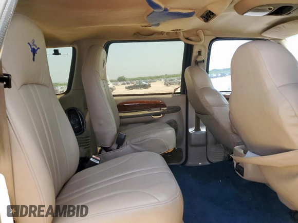 2000 Ford Excursion Limited с VIN 1FMNU42S1YED19451, выставлен на аукционе Copart как лот 65388445 с пробегом 292 612 миль миль и Чистый • Clean title. История ставок и продаж доступна на DreamBid. Изображение 11.
