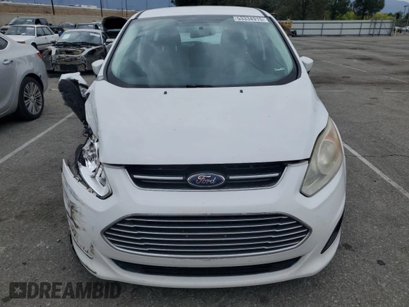 2015 Ford C-Max SE z VIN 1FADP5AUXFL118744, wystawiony jako Copart lot #53334915 z przebiegiem 136 877 mil mil oraz Szkoda całkowita • Salvage title. Historia ofert i sprzedaży dostępna na DreamBid. Obrazek 5.