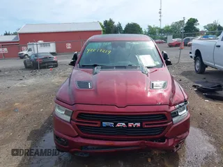 2022 Ram 1500 Laramie z VIN 1C6SRFJT0NN333200, wystawiony jako IAAI lot #42217219 z przebiegiem 27 332 mil mil oraz . Historia ofert i sprzedaży dostępna na DreamBid. Obrazek 12.