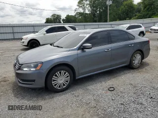 2014 Volkswagen Passat Wolfsburg Edition z VIN 1VWAS7A38EC092414, wystawiony jako Copart lot #60440275 z przebiegiem 120 720 mil mil oraz Szkoda całkowita • Salvage title. Historia ofert i sprzedaży dostępna na DreamBid. Obrazek 1.