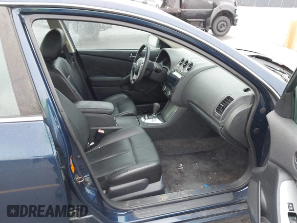 2009 Nissan Altima SL with VIN 1N4AL21E09N461285, listed as a IAAI auction lot 41205734 with 161,655 mi miles and . Bid and sale history available at DreamBid. Image 5.