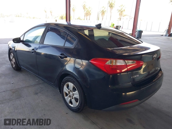 2016 Kia Forte LX with VIN KNAFK4A60G5581458, listed as a IAAI auction lot 42089089 with 118,083 mi miles. Bid and sale history available at carsss.com. Image 3.