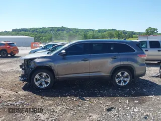 2014 Toyota Highlander Limited z VIN 5TDYKRFH3ES022092, wystawiony jako IAAI lot #42254174 z przebiegiem 178 467 mil mil oraz . Historia ofert i sprzedaży dostępna na DreamBid. Obrazek 15.
