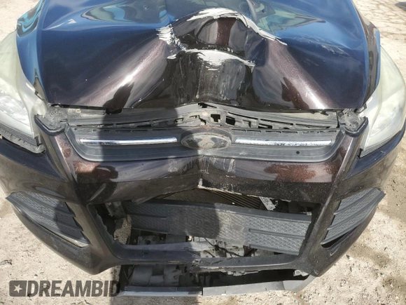 2013 Ford Escape SE z VIN 1FMCU0GX1DUD38196, wystawiony jako Copart lot #43279895 z przebiegiem 200 619 mil mil oraz Szkoda całkowita • Salvage title. Historia ofert i sprzedaży dostępna na DreamBid. Obrazek 12.