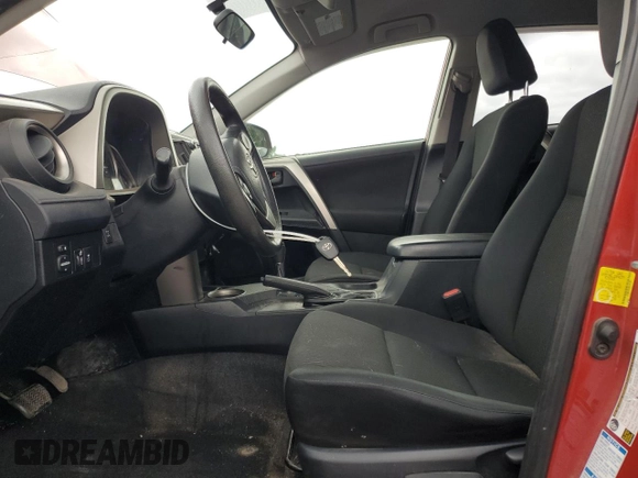 2015 Toyota RAV4 LE z VIN JTMBFREV1FD147591, wystawiony jako Copart lot #64613005 z przebiegiem 119 718 mil mil oraz Szkoda całkowita • Salvage title. Historia ofert i sprzedaży dostępna na DreamBid. Obrazek 7.