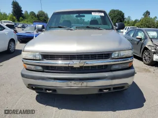 2000 Chevrolet Silverado 1500 with VIN 1GCEK14W5YZ305361, listed as a Copart auction lot 63910894 with 0 mi miles and Salvage Title. Bid and sale history available at carsss.com. Image 5.