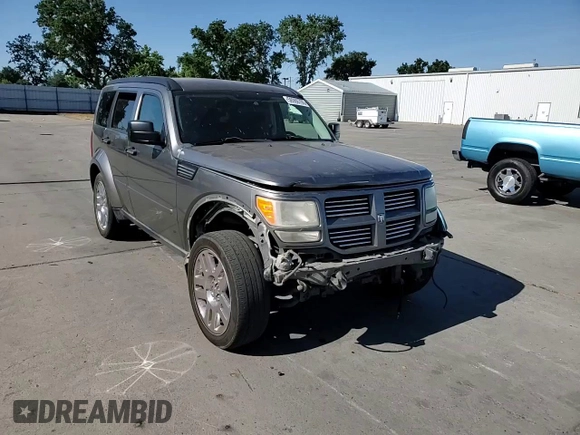 2011 Dodge Nitro Heat z VIN 1D4PT4GK8BW605665, wystawiony jako Copart lot #56986705 z przebiegiem 216 699 mil mil oraz Szkody całkowita. Historia ofert i sprzedaży dostępna na DreamBid. Obrazek 15.