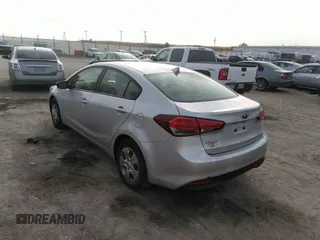 2018 Kia Forte LX with VIN 3KPFK4A79JE210080, listed as a IAAI auction lot 40681931 with 124,986 mi miles and . Bid and sale history available at DreamBid. Image 3.