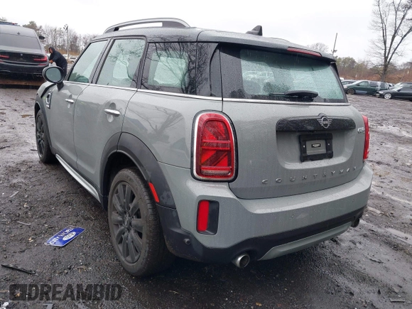 2023 MINI Countryman Cooper S z VIN WMZ53BR04P3P59741, wystawiony jako IAAI lot #41961248 z przebiegiem 29 095 mil mil oraz . Historia ofert i sprzedaży dostępna na DreamBid. Obrazek 3.