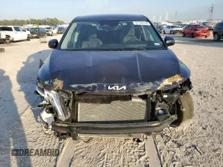 2024 Kia Carnival LX with VIN KNDNB4H36R6314624, listed as a Copart auction lot 82165794 with 34,983 mi miles and Clean Title. Bid and sale history available at carsss.com. Image 5.