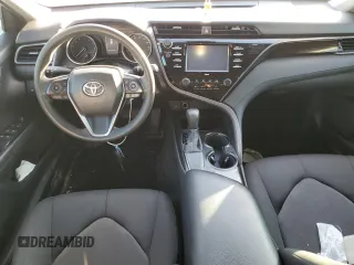 2020 Toyota Camry LE with VIN 4T1C11AK3LU945792, listed as a Copart auction lot 46987685 with 87,454 mi miles and Salvage Title. Bid and sale history available at carsss.com. Image 8.