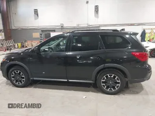 2020 Nissan Pathfinder SL z VIN 5N1DR2CM8LC618506, wystawiony jako IAAI lot #42057155 z przebiegiem 34 221 mil mil oraz . Historia ofert i sprzedaży dostępna na DreamBid. Obrazek 14.