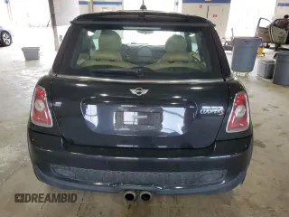 2010 MINI Hardtop S с VIN WMWMF7C55ATX44934, выставлен на аукционе Copart как лот 54049965 с пробегом 66 452 миль миль и Списание • Salvage title. История ставок и продаж доступна на DreamBid. Изображение 6.