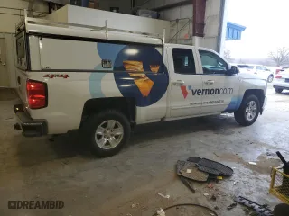 2018 Chevrolet Silverado 1500 LT with VIN 1GCVKREC9JZ286077, listed as a Copart auction lot 52289535 with 135,183 mi miles and Non Repairable. Bid and sale history available at carsss.com. Image 3.