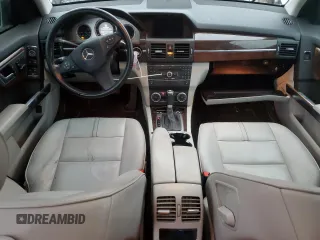 2010 Mercedes-Benz GLK 350 with VIN WDCGG8HBXAF499428, listed as a Copart auction lot 86188664 with 177,808 mi miles and Salvage Title. Bid and sale history available at DreamBid. Image 8.