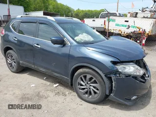 2016 Nissan Rogue SV z VIN 5N1AT2MV2GC772243, wystawiony jako IAAI lot #42202297 z przebiegiem 71 995 mil mil oraz . Historia ofert i sprzedaży dostępna na DreamBid. Obrazek 1.
