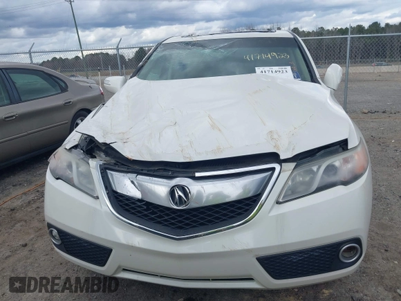2014 Acura RDX Technology with VIN 5J8TB3H54EL000373, listed as a IAAI auction lot 41714923 with 184,020 mi miles and . Bid and sale history available at DreamBid. Image 12.