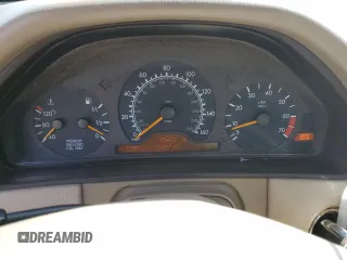1998 Mercedes-Benz E-Class with VIN WDBJF65F1WA437851, listed as a Copart auction lot 74828054 with 189,748 mi miles and Salvage Title. Bid and sale history available at carsss.com. Image 9.
