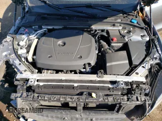 2020 Volvo V60 z VIN YV4102WK7L1038975, wystawiony jako Copart lot #65404633 z przebiegiem 27 633 mil mil oraz . Historia ofert i sprzedaży dostępna na DreamBid. Obrazek 11.
