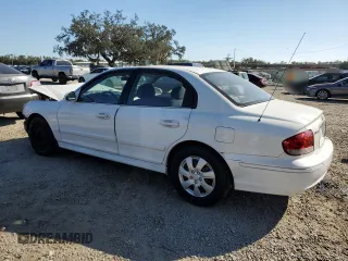 2003 Hyundai Sonata with VIN KMHWF25S53A762233, listed as a Copart auction lot 86619784 with 141,790 mi miles and Salvage Title. Bid and sale history available at carsss.com. Image 2.