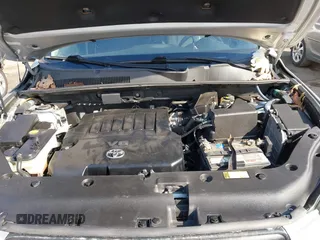 2008 Toyota RAV4 Sport with VIN JTMBK32V686042551, listed as a IAAI auction lot 41537816 with 246,477 mi miles. Bid and sale history available at carsss.com. Image 10.
