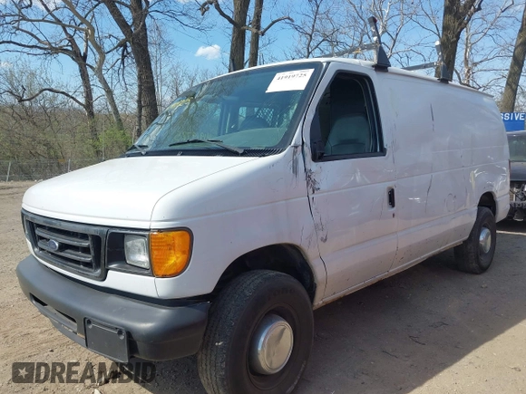 2004 Ford Econoline Cargo Commercial with VIN 1FTNE24W34HA52697, listed as a IAAI auction lot 41919725 with 107,931 mi miles and . Bid and sale history available at carsss.com. Image 6.