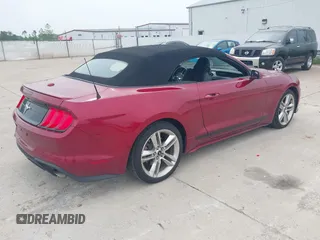2019 Ford Mustang EcoBoost z VIN 1FATP8UH7K5148035, wystawiony jako IAAI lot #42337017 z przebiegiem 47 580 mil mil oraz . Historia ofert i sprzedaży dostępna na DreamBid. Obrazek 4.