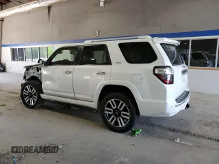 2018 Toyota 4Runner SR5 with VIN JTEBU5JR3J5547044, listed as a Copart auction lot 53813405 with 78,551 mi miles and Salvage Title. Bid and sale history available at carsss.com. Image 2.