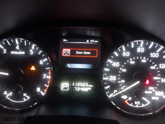 2015 Nissan Altima 2.5 SV with VIN 1N4AL3AP1FC476280, listed as a IAAI auction lot 41590990 with 113,565 mi miles. Bid and sale history available at carsss.com. Image 7.