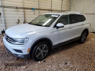 2018 Volkswagen Tiguan SEL z VIN 3VV2B7AX3JM009637, wystawiony jako Copart lot #59373325 z przebiegiem 148 046 mil mil oraz Szkoda całkowita • Salvage title. Historia ofert i sprzedaży dostępna na DreamBid. Obrazek 1.