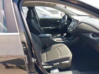 2022 Chevrolet Malibu LT with VIN 1G1ZD5ST9NF114687, listed as a IAAI auction lot 37247438 with 34,935 mi miles and . Bid and sale history available at DreamBid. Image 5.