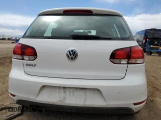 2013 Volkswagen Golf w/Conv & Sunroof z VIN WVWDB7AJ9DW132124, wystawiony jako Copart lot #55153115 z przebiegiem 132 503 mil mil oraz Szkoda całkowita • Salvage title. Historia ofert i sprzedaży dostępna na DreamBid. Obrazek 6.