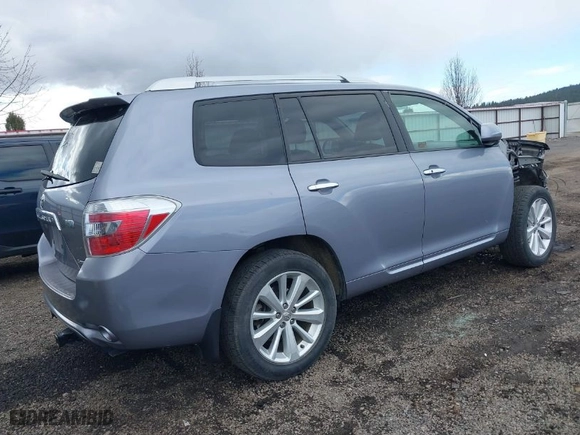 2008 Toyota Highlander Hybrid Limited with VIN JTEEW44A282022558, listed as a IAAI auction lot 41835632 with 161,896 mi miles. Bid and sale history available at carsss.com. Image 4.