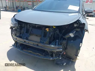 2023 Volkswagen ID.4 Pro S z VIN 1V2GNPE80PC006590, wystawiony jako IAAI lot #42178241 z przebiegiem 17 177 mil mil oraz . Historia ofert i sprzedaży dostępna na DreamBid. Obrazek 6.