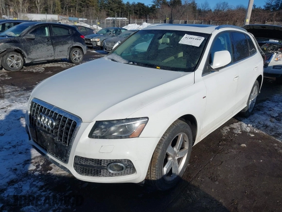 2011 Audi Q5 Premium Plus z VIN WA1DKAFP8BA056054, wystawiony jako IAAI lot #41481489 z przebiegiem 94 438 mil mil oraz . Historia ofert i sprzedaży dostępna na DreamBid. Obrazek 2.