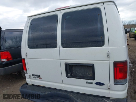 2013 Ford Econoline Cargo Commercial with VIN 1FTNE1EW6DDB31491, listed as a IAAI auction lot 41860383 with 278,572 mi miles. Bid and sale history available at carsss.com. Image 17.