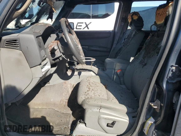 2007 Jeep Commander Sport with VIN 1J8HG48K67C650075, listed as a Copart auction lot 69755804 with 0 mi miles and Non Repairable. Bid and sale history available at carsss.com. Image 7.