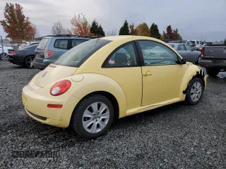 2009 Volkswagen New Beetle Coupe S with VIN 3VWPG31C39M501055, listed as a Copart auction lot 78957264 with 216,081 mi miles and Salvage Title. Bid and sale history available at carsss.com. Image 3.