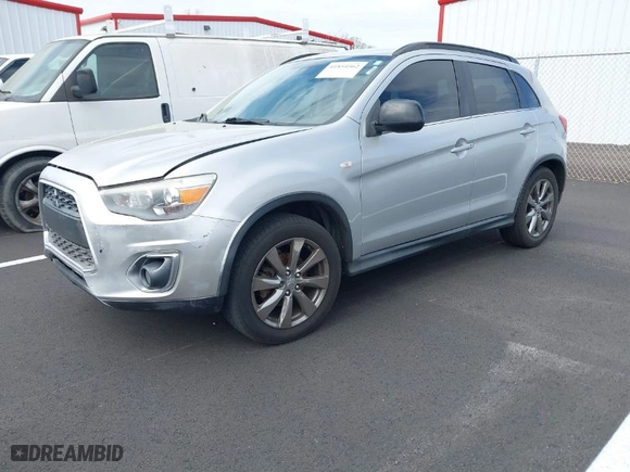2013 Mitsubishi Outlander Sport LE with VIN 4A4AP5AUXDE024421, listed as a IAAI auction lot 41854562 with 165,575 mi miles. Bid and sale history available at carsss.com. Image 2.