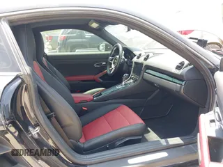 2021 Porsche Cayman с VIN WP0AA2A85MS260454, выставлен на аукционе IAAI как лот 42322452 с пробегом 2 248 миль миль и . История ставок и продаж доступна на DreamBid. Изображение 5.
