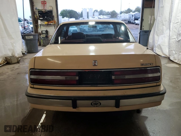 1989 Buick Regal with VIN 2G4WD14W0K1430553, listed as a Copart auction lot 72732454 with 83,088 mi miles and Clean Title. Bid and sale history available at DreamBid. Image 6.