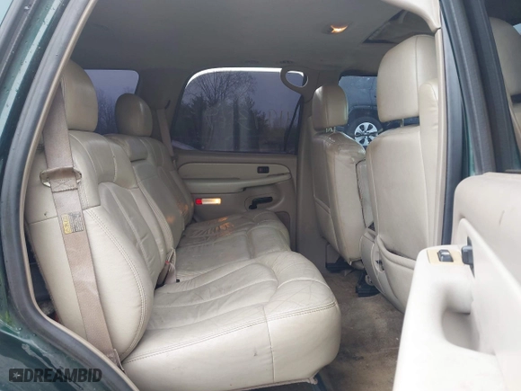 2002 Chevrolet Tahoe LT with VIN 1GNEK13Z22J154097, listed as a IAAI auction lot 41913119 with 243,978 mi miles. Bid and sale history available at carsss.com. Image 8.